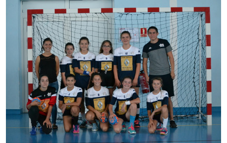 moins 13 filles